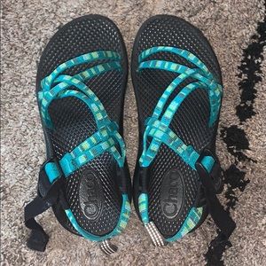 kids chacos